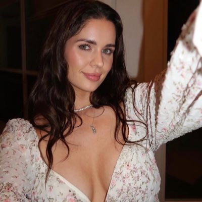 victoriaWi695's profile picture. Horse rider. Single & ready to explore. not on facebook