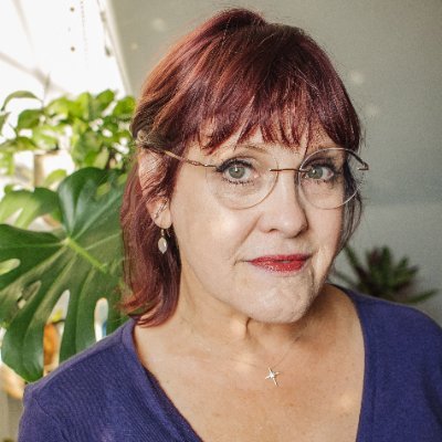 Mrs_LoomisPhD's profile picture. Jesus follower, Wife, Mom, Ama, Educator, Photographer, Runner, Artist...a modern Renaissance woman...