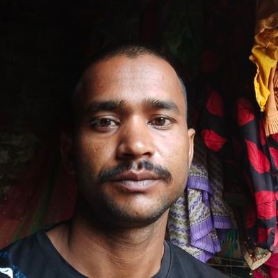 Mahendr92325688's profile picture. 