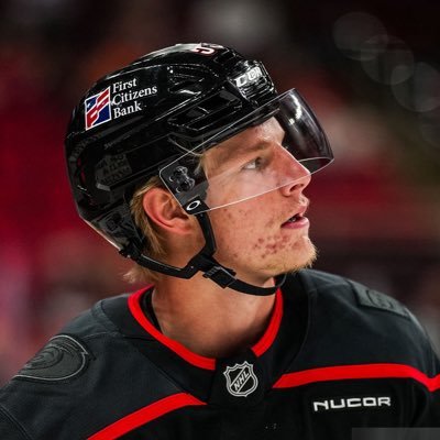 blakebrini's profile picture. hockey & fast cars enthusiast | 19 | she/her