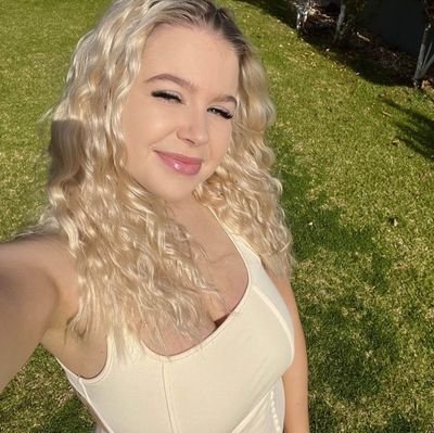 OliviaIsha31136's profile picture. I'm here to teach people how to invest and earn enough money from our company 
If you are not here for business don't text m