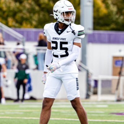 AmonWalker5's profile picture. 6’1 DB 2 Years Of Eligibility DB@ 312-975-6418 📱 d1 bounce back. LOCKDOWN PORTAL CORNER BACK!!!! (  2 OFFERS)