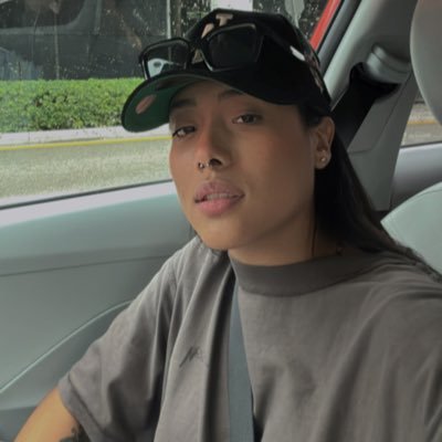 qlqvic's profile picture. 