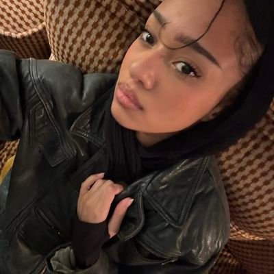 Saatira666's profile picture. It's me, hi,
black cat,
two cats,one dog, algun dia el kidd voodoo me mandara un saludo yo lo se 🦭