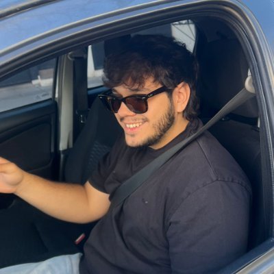 techconmartin's profile picture. Estudiante de Ingeniería en Sistemas. Aprendo haciendo, comparto lo que me hubiese gustado saber. Código, sistemas, automatización y café