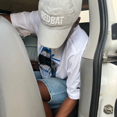 O_F_molefe's profile picture. Baby steps👣 💜NWU Alumni 💜