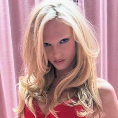 HabSerena_'s profile picture. 