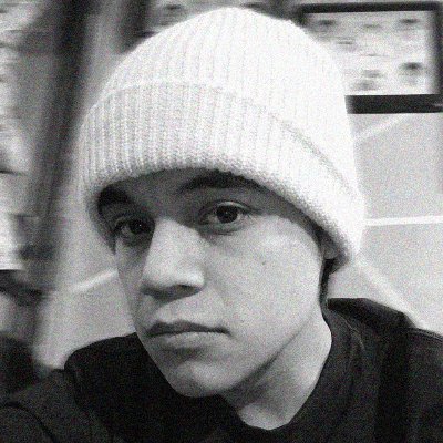 heeector00's profile picture. Creative Developer & video editor