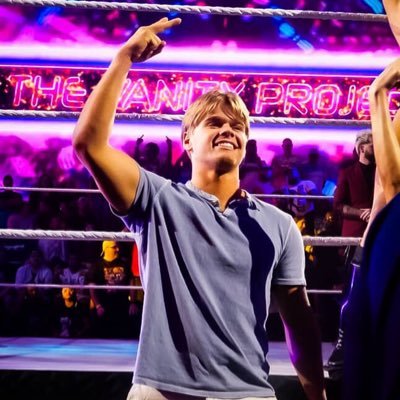 bradbay1or's profile picture. • @WWEID • Bogey Golfer ⛳️ • 1/2 of Swipe Right • The Vanity Project • Fairfield CT 📍•