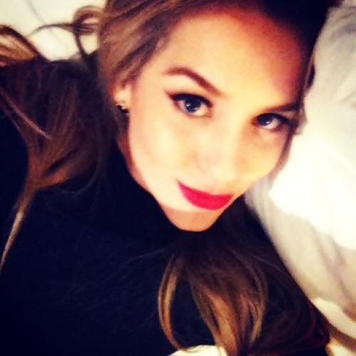    ­   ­ ∞ Alwαys be here fσr yσu αnd fσr yσu ! ‹з' ­   ­   ­   ­   ­   ­ @SophiaAbrahao TeαmσMuitσ ' My Princess ! ‹з'