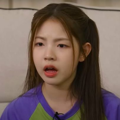 ohyoonaBr_'s profile picture. This account is dedicated to supporting UNIS Yoona’s daily brand reputation 🌸Let’s work together to spread love and positivity for our shining star, Oh Yoona