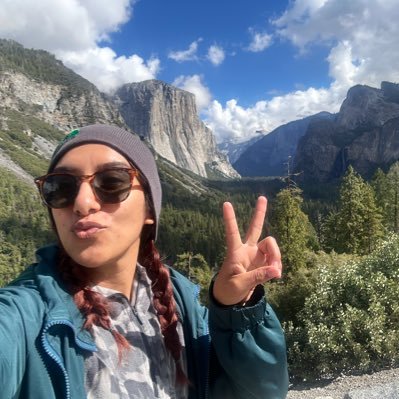 PEARLZEZ's profile picture. LA