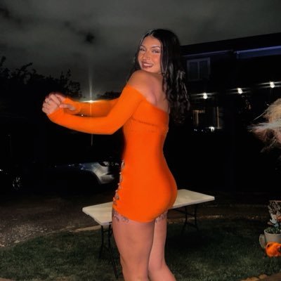 MikkieParadizo's profile picture. 💛🖤 Uruguay//New Zealand 🇳🇿🇺🇾 ig: m.paradizo 📷