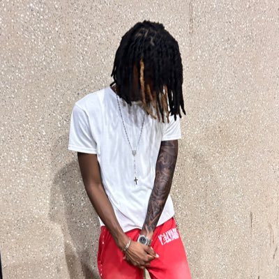 moreevonn's profile picture. σριυм ᯽ burner twitter | I be cooking parlays, but can’t pair them for shit.