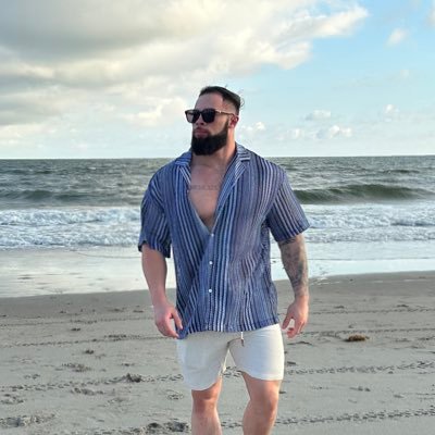 Dawson90KG's profile picture. TitanUp | Bodybuilding | Powerlifting