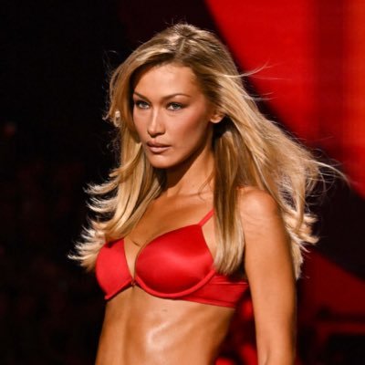 _K111N's profile picture. u need to look past me do not look at me because i am not ur business