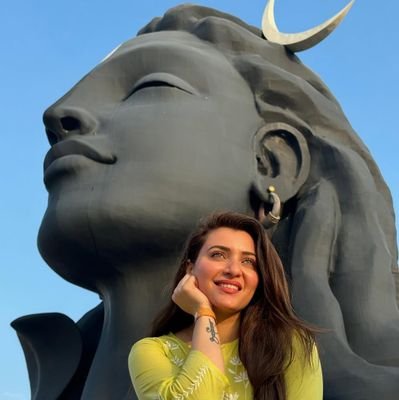 sumandubey_'s profile picture. Proud Indian 🇮🇳 
Sanatani Girl 🕉️