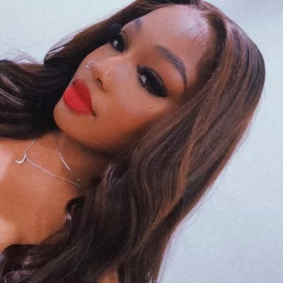 itsprettyderi's profile picture. 