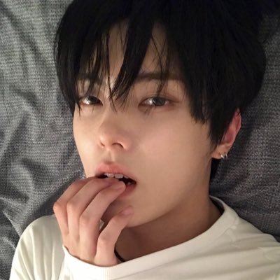 @sleepyheadwhale