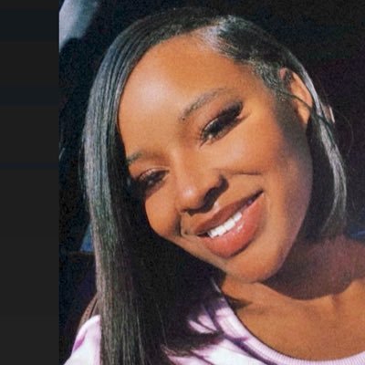 __undefeatedd's profile picture. hotter than a fan, literally.