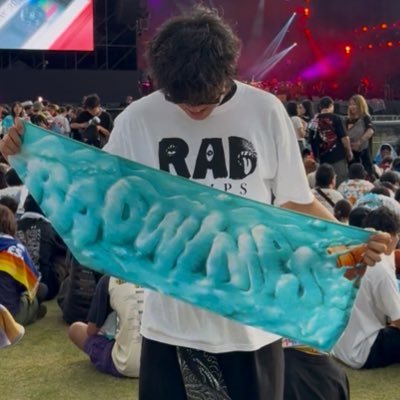 me_me_sh0g0's profile picture. 05神奈川〜〜 RADWIMPSが大好き！！！ 邦楽ロックも大好き🎸 同じ趣味の方、ぜひ繋がりましょう〜！