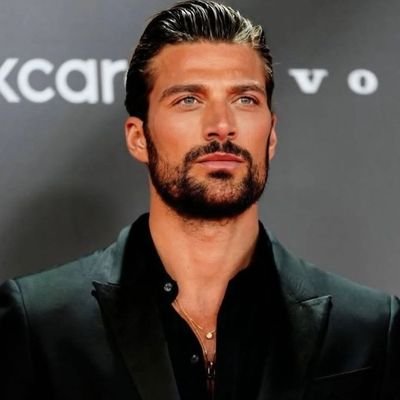casiraghi_Matte's profile picture. Son of Casiraghi's. The better one. Alchemist of animas. 
Médico. 
No U, No SR.