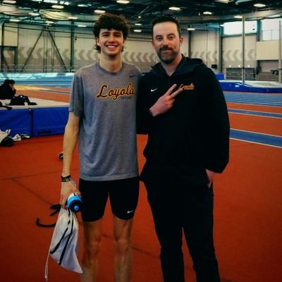 CoachPatMurray's profile picture. Loyola University Chicago 
@RamblersTFXC
XC/Track Coach
@cusexctf × @floridastate alum

Questionnaire ⤵️
https://t.co/zKmfVXwxlT