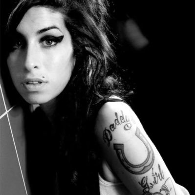 p1erc3dskullzz's profile picture. they hide in shadows, keepers of the night