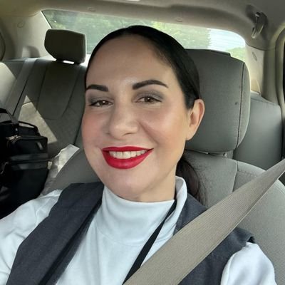 ladonnagrehum's profile picture. Cat mom 🐈 
Flight Attendant ✈️