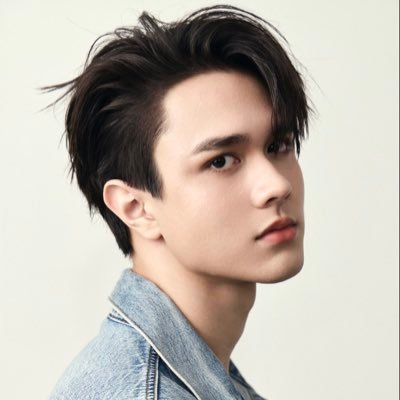 siri8855's profile picture. 