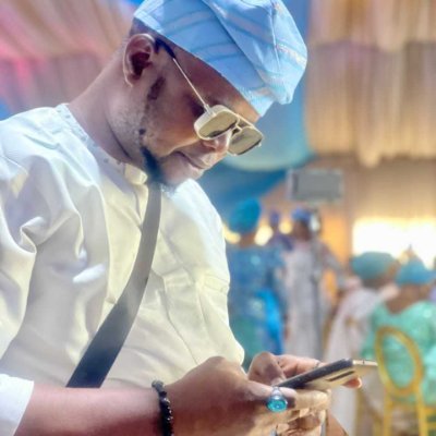 holuwafemi_002's profile picture. Father || Husband || Diesel and Petroleum Supplier💪|| ESOCS || OGBOMOSHO || Oil&Gas 💧 || FCB || APC