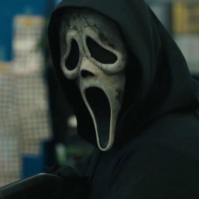 TheChrisRomerro's profile picture. hi