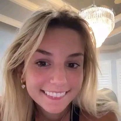 NoelEliana31's profile picture. 