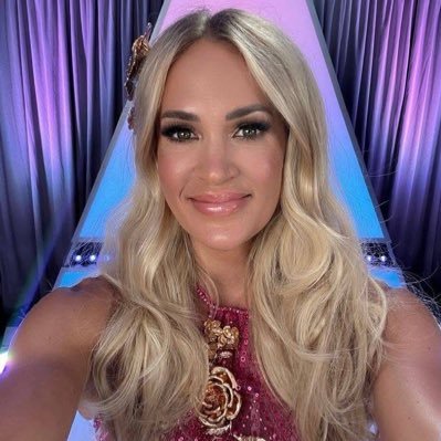 venhate's profile picture. I help people with 2.5 million dollars