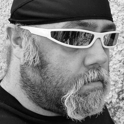 MathieuLallart's profile picture. Auteur de Jeu Vidéo et Cinéma : Une question de point de vue, La Saga GTA, La Saga Myst et DOA : Les Poupées de Tomonobu Itagaki. ❤️💙