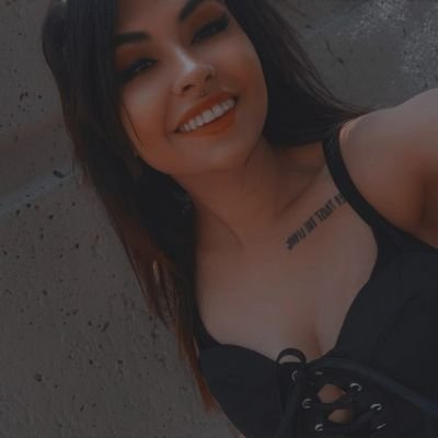 bbkruegerx13's profile picture. 18+
Resident emo.
 Spooky bitch.
 Internet hoe. 👻😈
Uriah 😈🖤