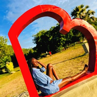 DianeMwavita's profile picture. MentalHealthActivist||Crocheter😊
Onduparaka FC and Arsenal FC diehard