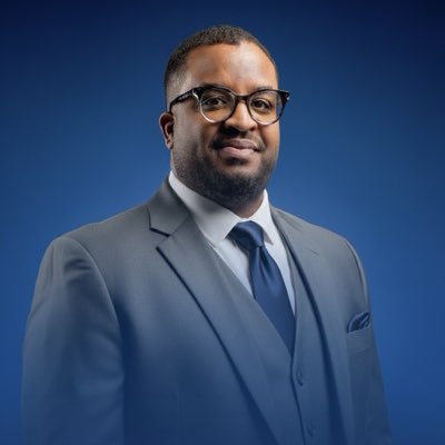 hafiz_elsayed's profile picture. iOS Dev  Tech Entrepreneur & CEO @Ouma_Company