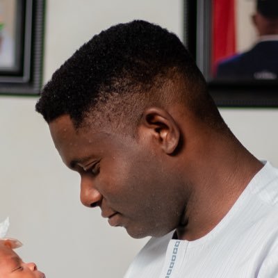 FEMIACO's profile picture. Video editor | Motion-creator🗽| Realist 🎤 | Cyrptothusist | The Car Trunk Host | Media Strategist | DC | Creative Director Lesmic Glass