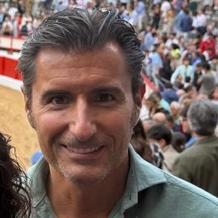 jozeluisrica's profile picture. Bilbaíno de nacimiento, madrileño de adopción y español de corazón, madridista y taurino. A Mark Knopfler le sigo al infierno si hace falta. Morantista SIEMPRE!