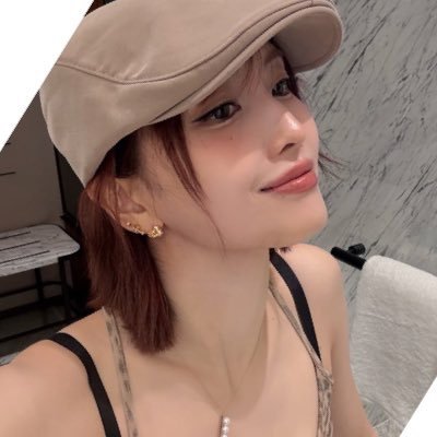 hiaraimo's profile picture. ENG / 트와이스, ミサモ. the third of nine tales. ✨✋