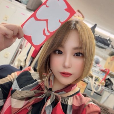 risuchaan01's profile picture. 風◯業界のりすちゃんです🐿️世界で1%のINFJ-a(提唱者)😳大阪のやん猫グループ🐈‍⬛🐈 デリバリー部門【2ndPartner-愛人は若奥様-】を全力プロデュース🐿️女性てんちょとして毎日現場で勤務してます✨女の子求人やスタッフ求人で気になることや応募したい場合はお気軽にdmしてくださいね✨