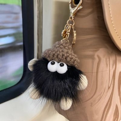 Dinda4508's profile picture. 