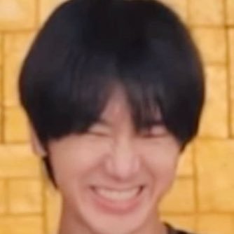 prettyesung's profile picture. 