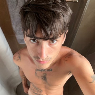 inferhoe's profile picture. 25