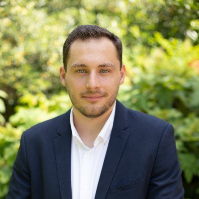 RobinMgsnJvx's profile picture. Com' Externe @VerisureFrance - ex @TheArcaneParis @ScPoLille @AssembleeNat @Senat @OurCommons 🇨🇦 tech(no)-house lover 💥 Paris12 + Meuse