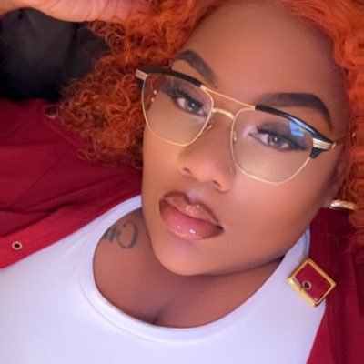 SincerlyHoney_'s profile picture. ⠀⠀⠀⠀⠀⠀⠀⠀⠀⠀⠀theSWEETEST