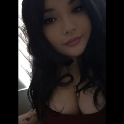 SimplyCece_95's profile picture. 