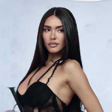 eilishfav_'s profile picture. right now im bittersweet۶ৎ•°˙•