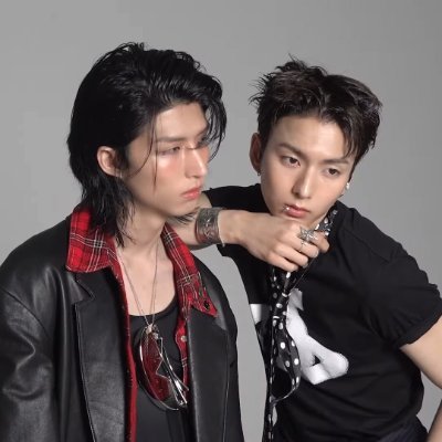 dailyodehan's profile picture. — for xdinary heroes’ resident fox & bunny duo. your dose of ode & junhan content to celebrate their friendship! click ‘view more’ to know more 🗯